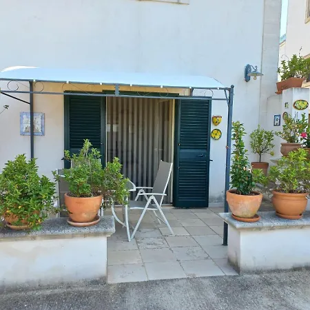 Holiday home Il Fico D'india Dell'antico Orto *
